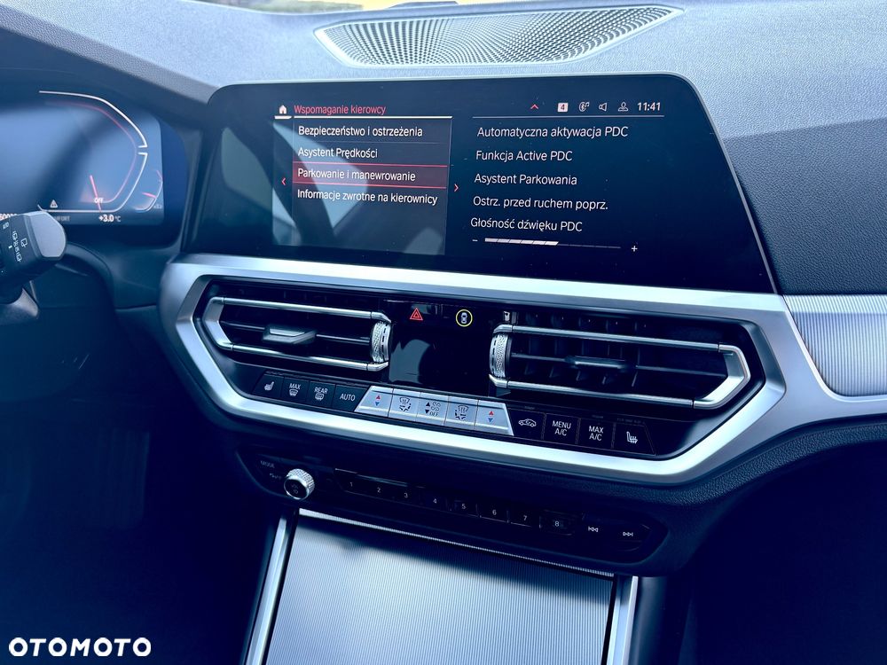 BMW Seria 3 330d xDrive MHEV Luxury Line - 33