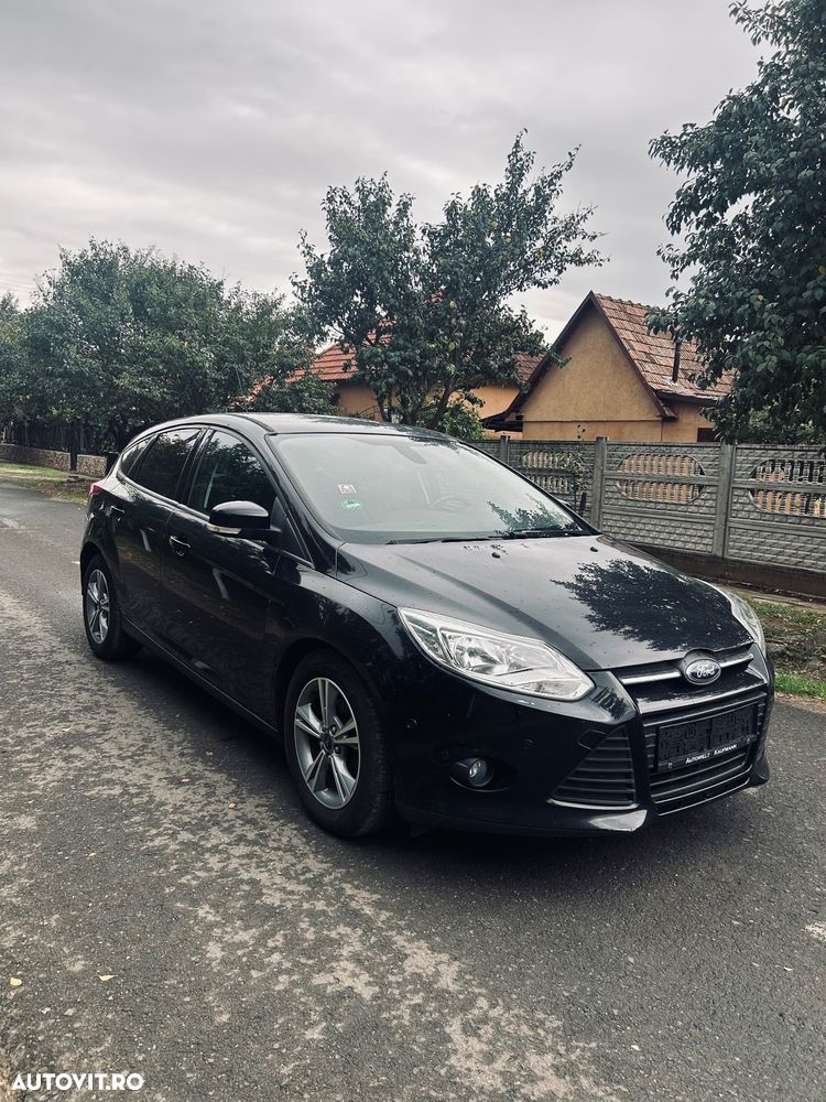 Ford Focus Turnier 1.0 EcoBoost Start-Stopp-System Business Edition - 1