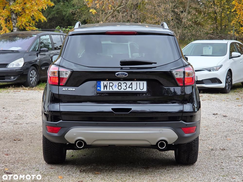 Ford Kuga 2.0 TDCi 2x4 Business Edition - 24