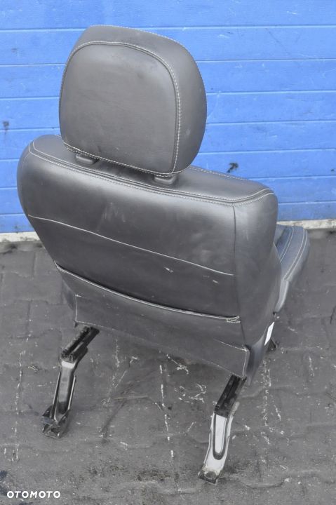 CITROEN C-CROSSER FOTEL SKÓRA - 5