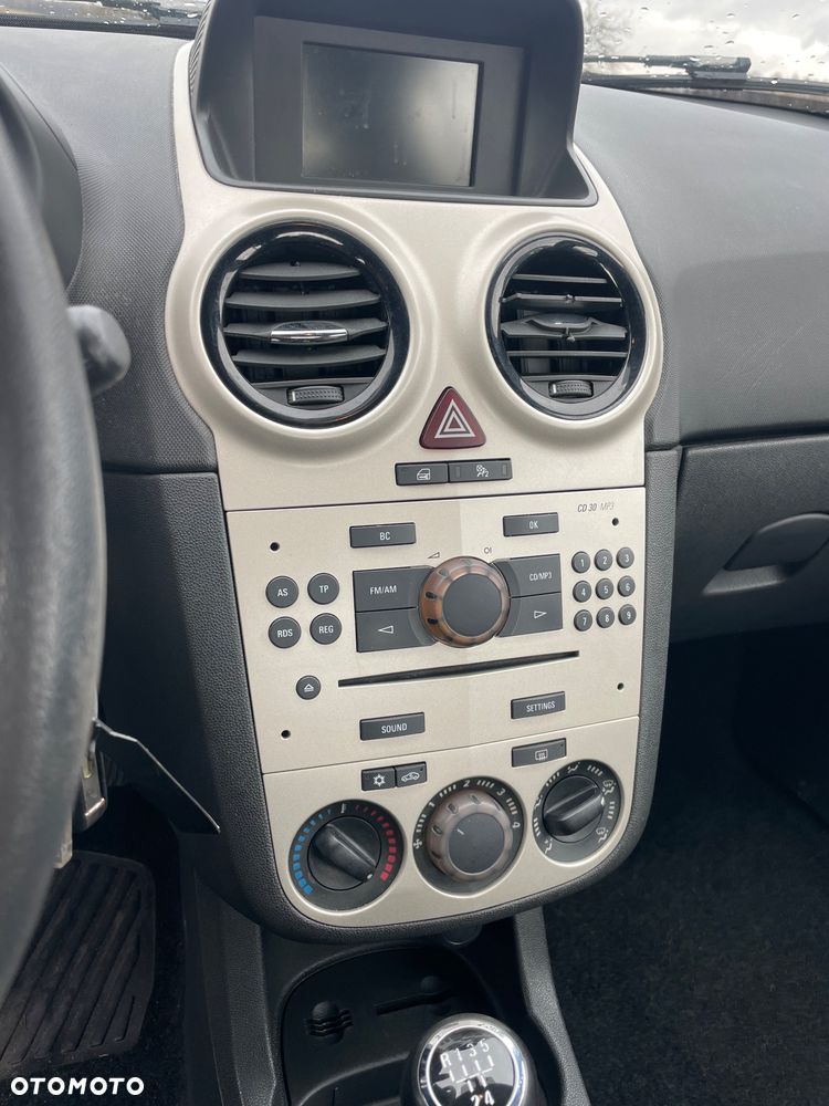 Opel Corsa 1.2 16V - 5