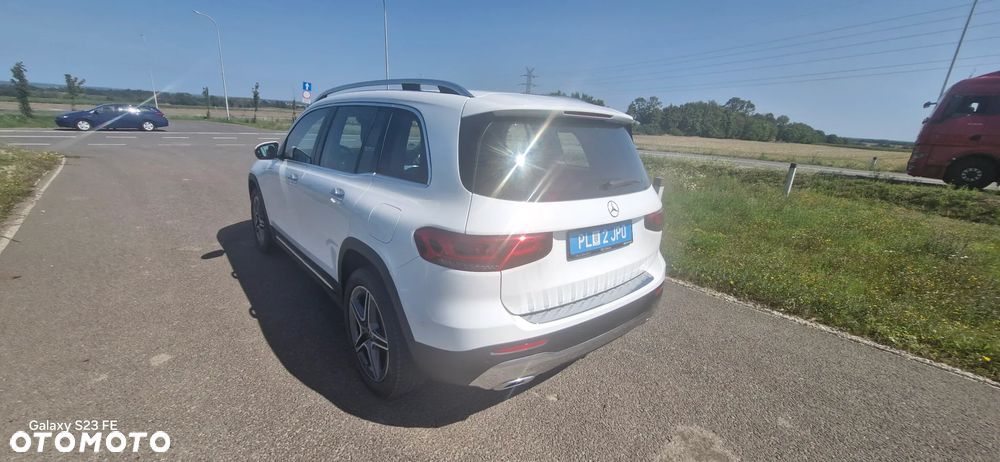 Mercedes-Benz GLB - 8