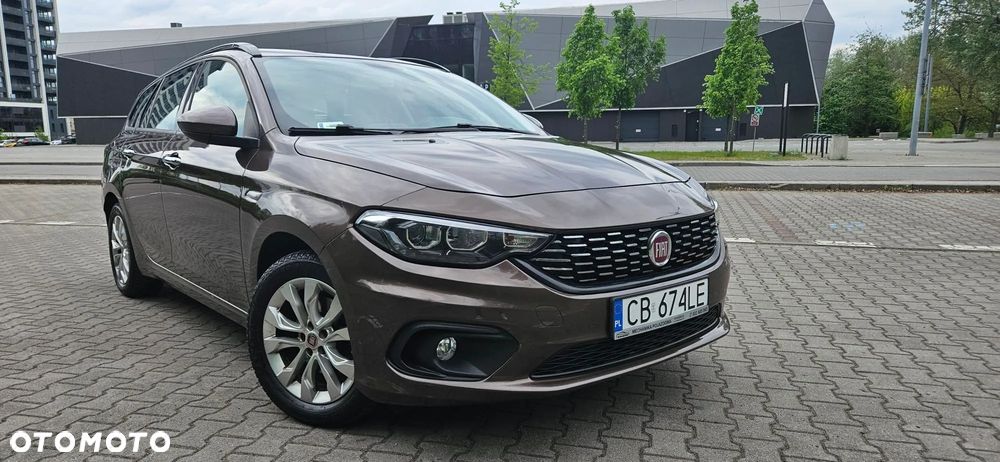 Fiat Tipo 1.4 16v Lounge EU6d - 22