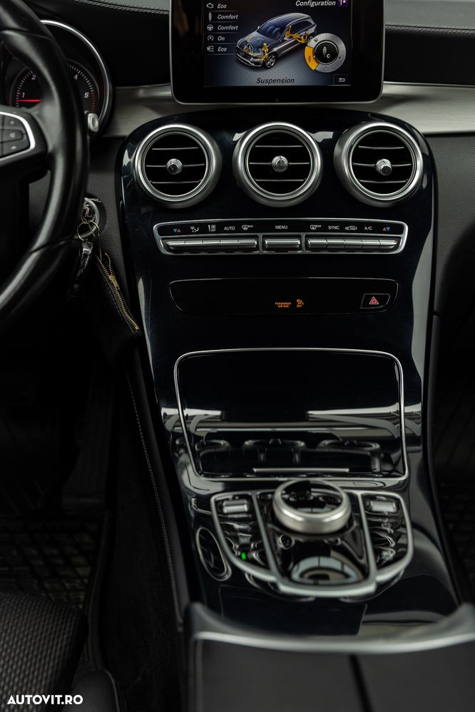 Mercedes-Benz GLC - 6