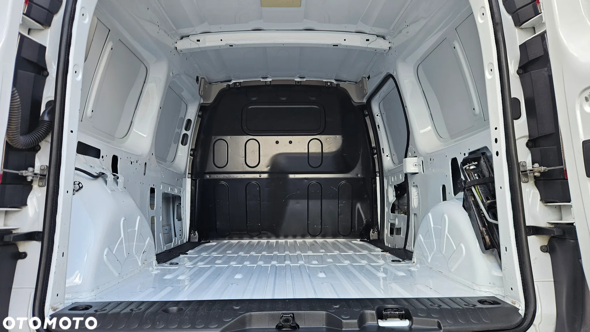 Renault KANGOO - 7