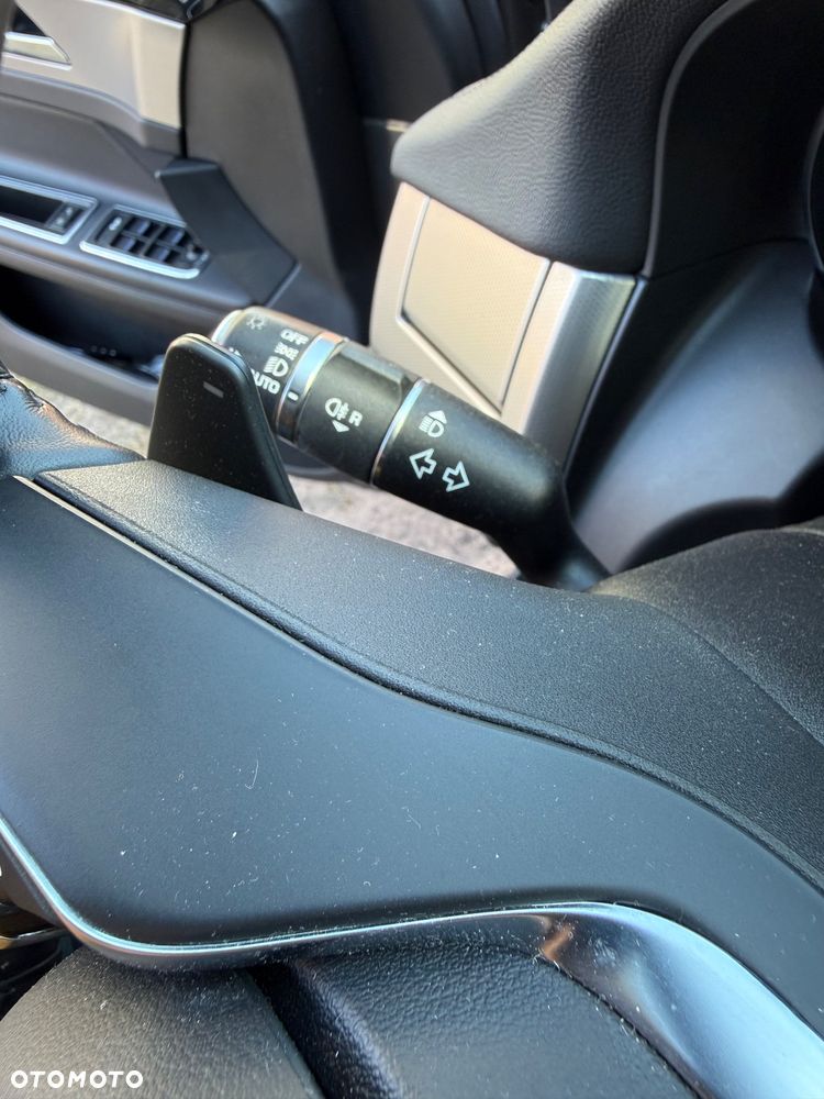 Jaguar XF 2.0 i4D AWD Portfolio - 14