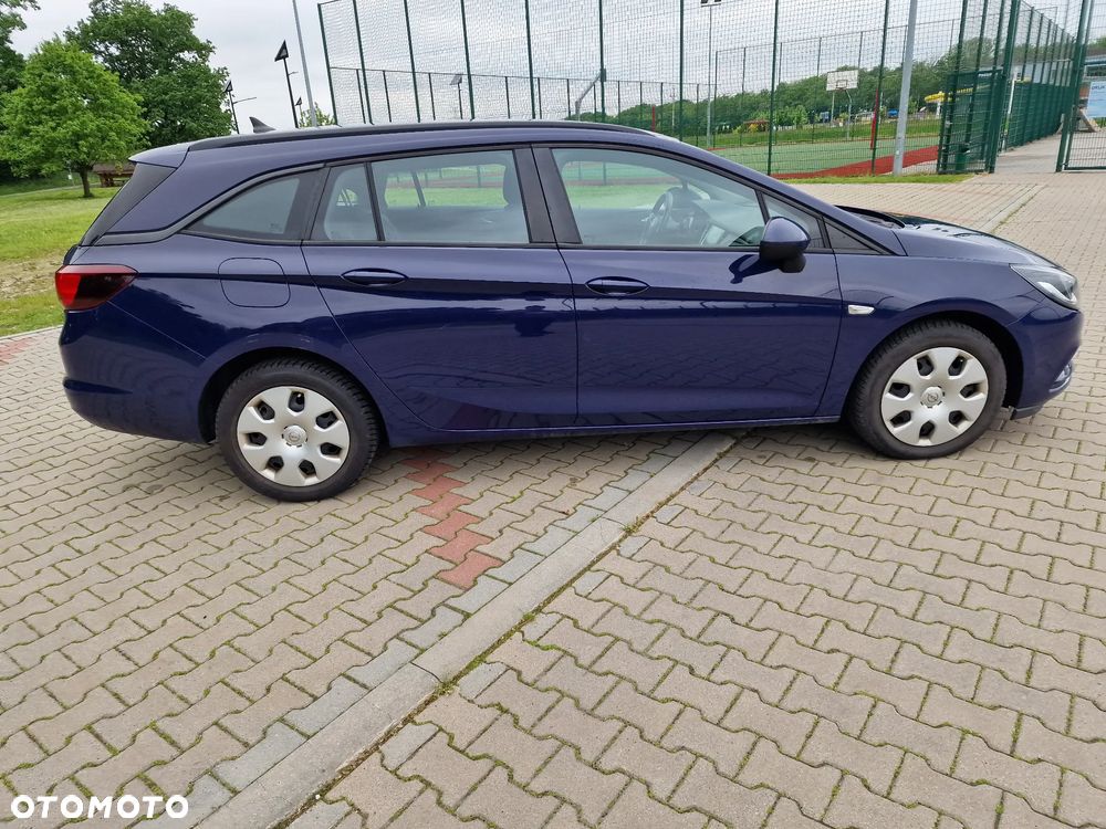 Opel Astra IV 1.6 CDTI Essentia - 8