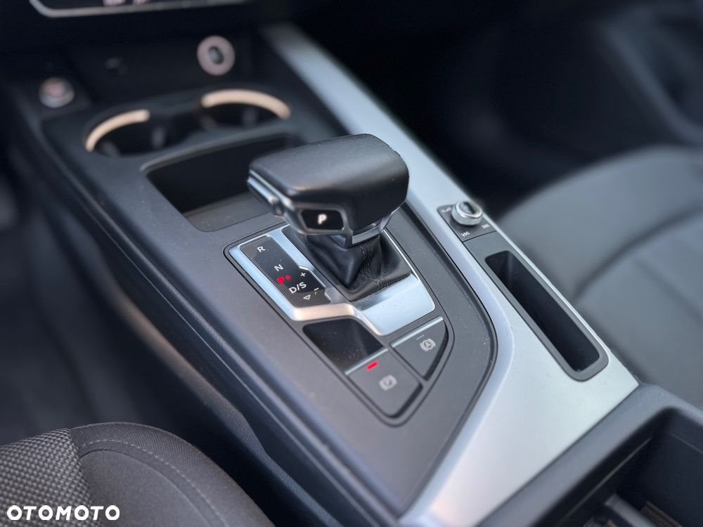 Audi A4 Avant 35 TDI S tronic advanced - 19