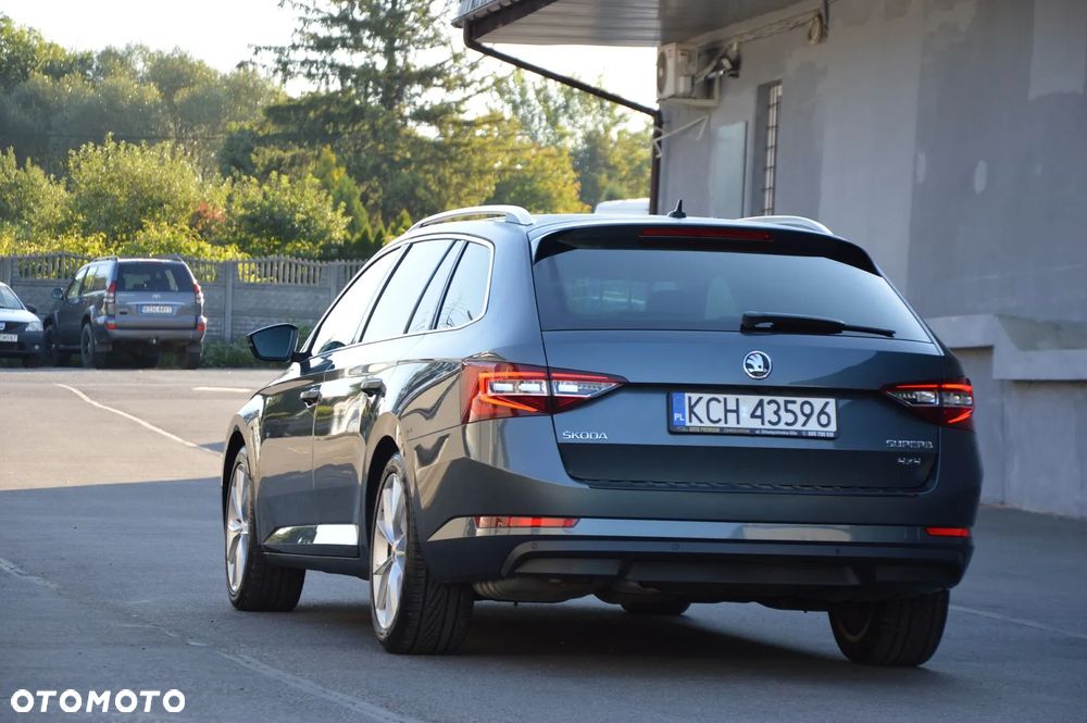 Skoda Superb 2.0 TDI 4x4 DSG Ambition - 3