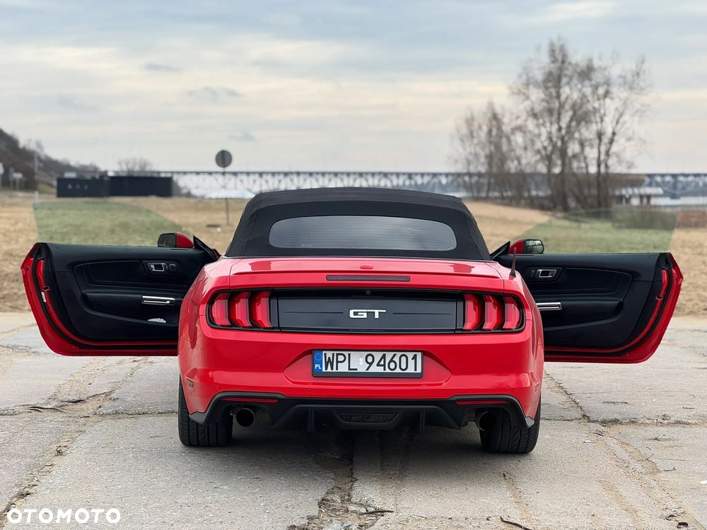 Ford Mustang 5.0 V8 GT - 12
