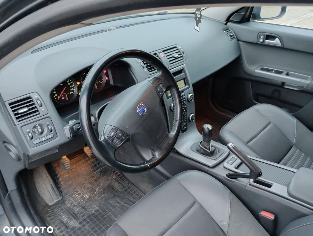 Volvo V50 1.6D DPF DRIVe - 26