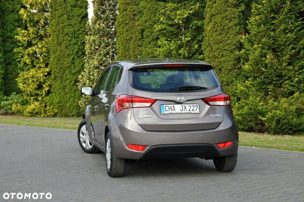 Hyundai ix20 - 15
