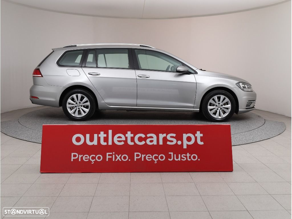 VW Golf Variant 1.6 TDi Confortline DSG - 5