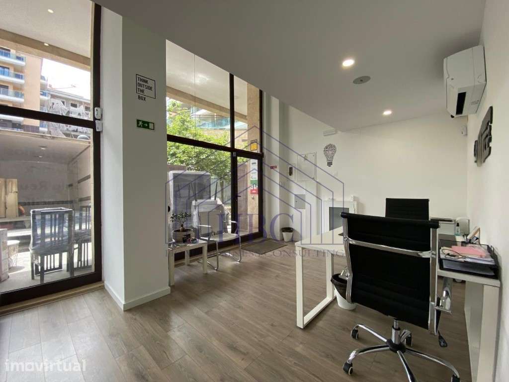 Espaço Comercial de Excelência | Ideal para Investimento ou Utiliza... - Grande imagem: 3/23