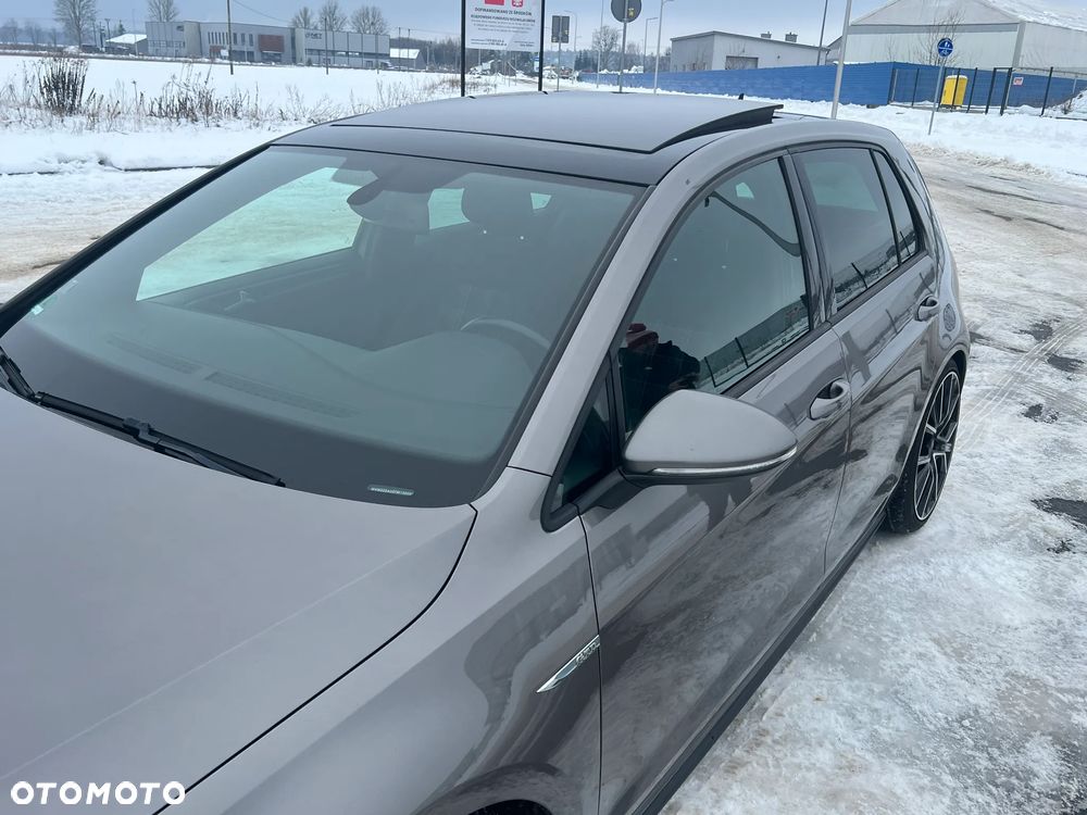 Volkswagen Golf - 30