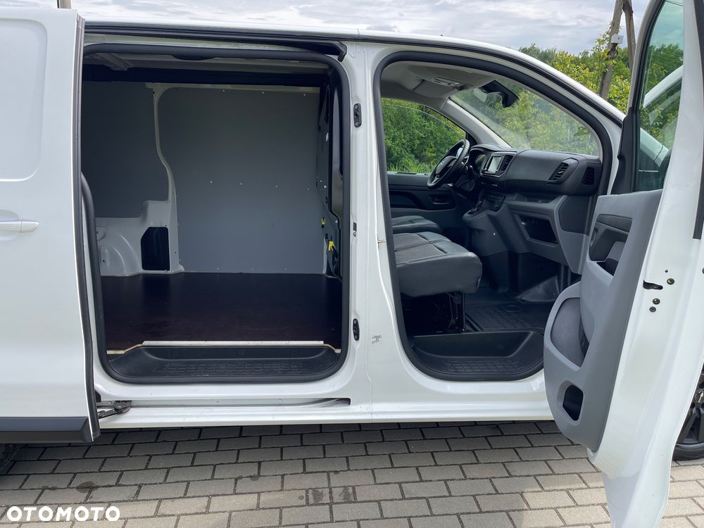 Opel Vivaro - 18