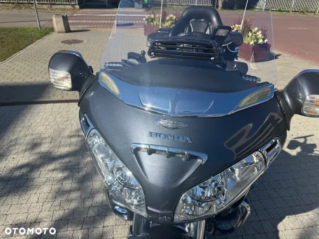 Honda GL - 16