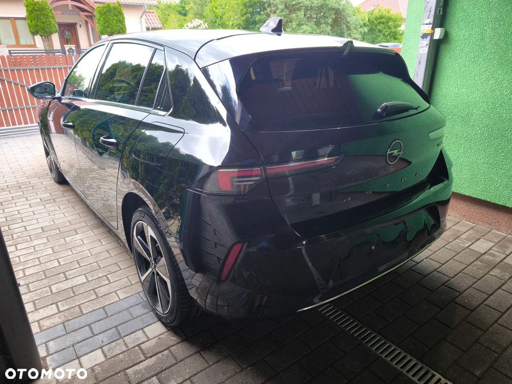 Opel Astra 1.6 T Plug-in Hybrid Elegance - 3
