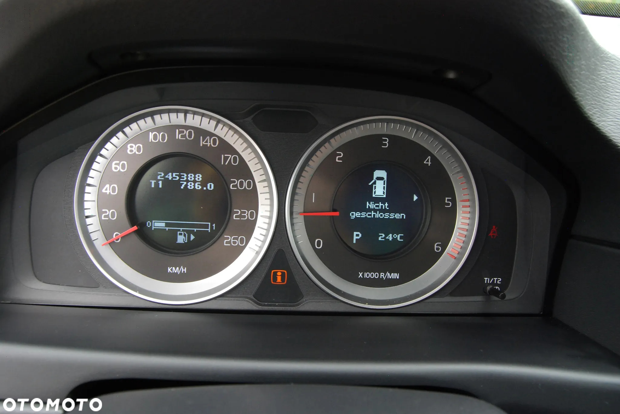 Volvo XC 70 D5 AWD Summum - 23