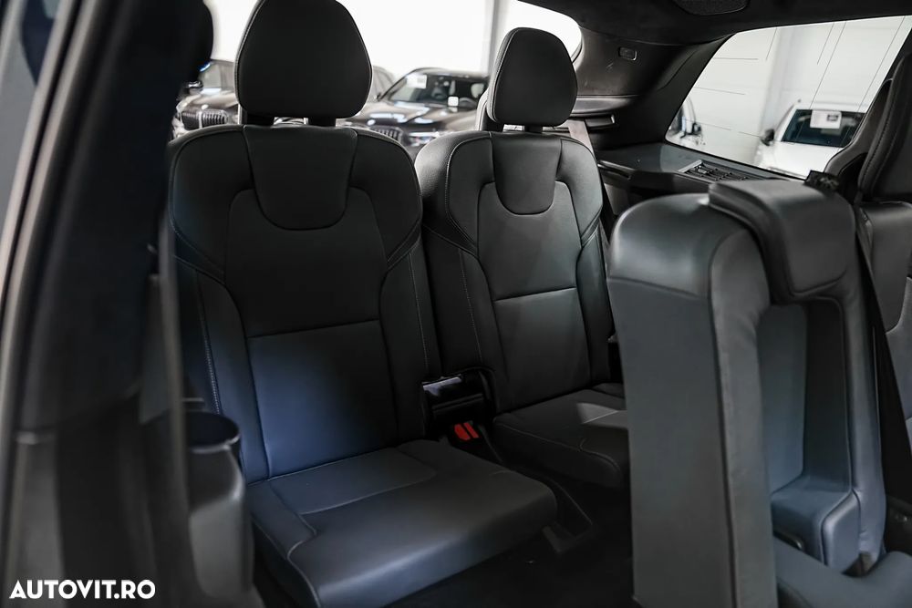 Volvo XC 90 Recharge T8 eAWD R-Design - 35