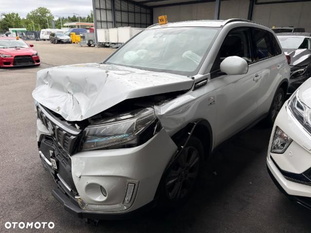 Suzuki Vitara 1.5 Strong Hybrid Elegance Sun 4WD AGS - 4