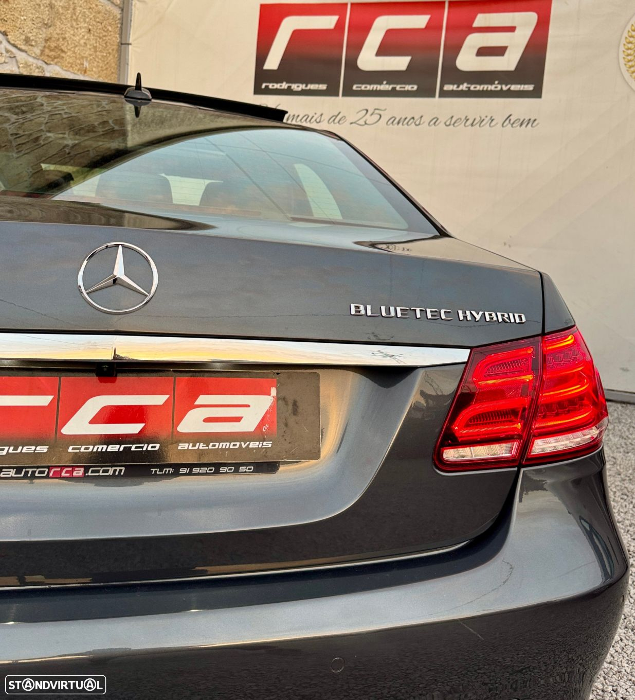 Mercedes-Benz E 300 Bluetec Hybrid Avantgarde - 30