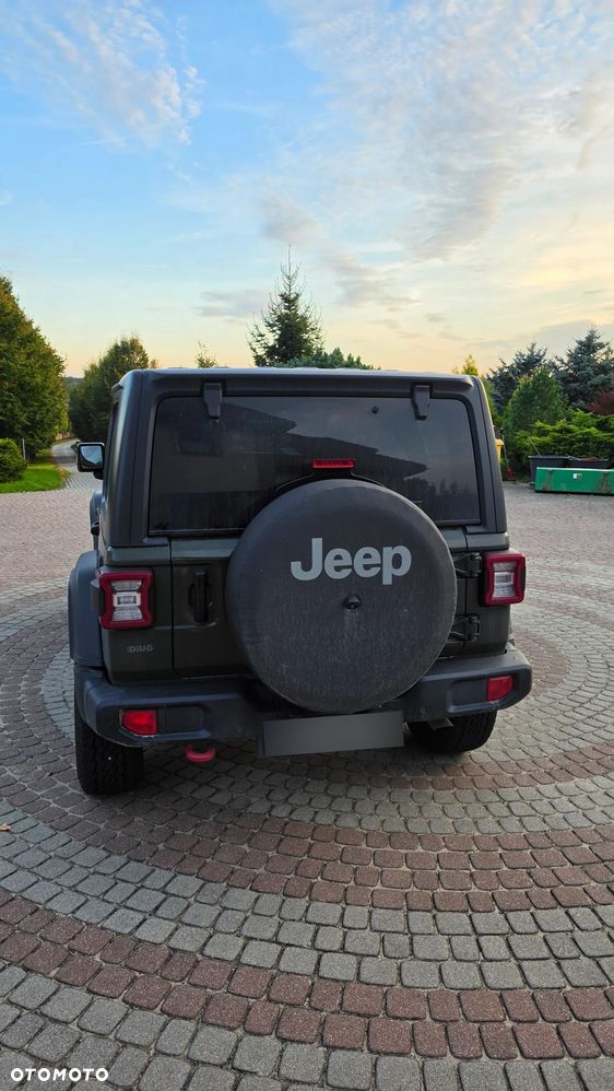 Jeep Wrangler - 4
