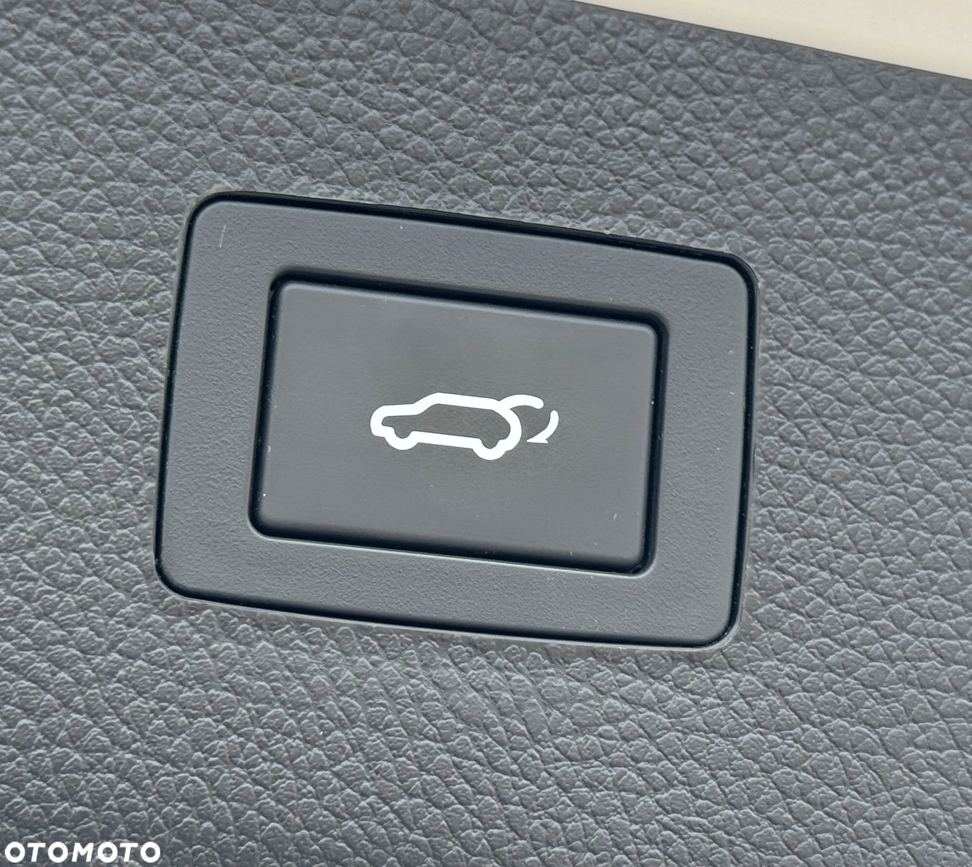 Hyundai i40 Kombi 1.7 CRDi DCT Premium - 14