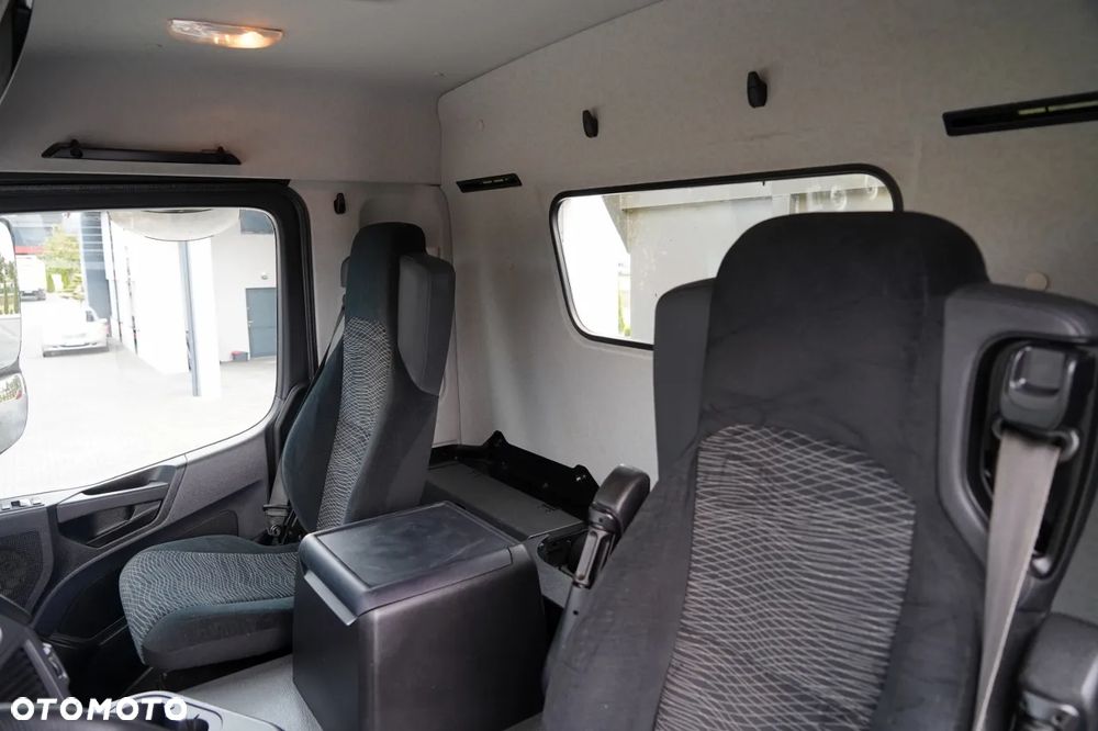 Mercedes-Benz AROCS 4148 / 8x6 / WYWROTKA DWUSTRONNA / HYDROBURTA / HYDROKLAPA / 2016 / SPROWADZONY - 28