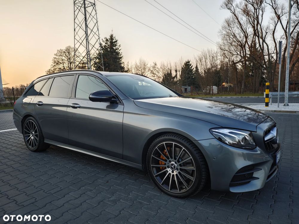Mercedes-Benz Klasa E 400 d 4Matic T 9G-TRONIC AMG Line - 2
