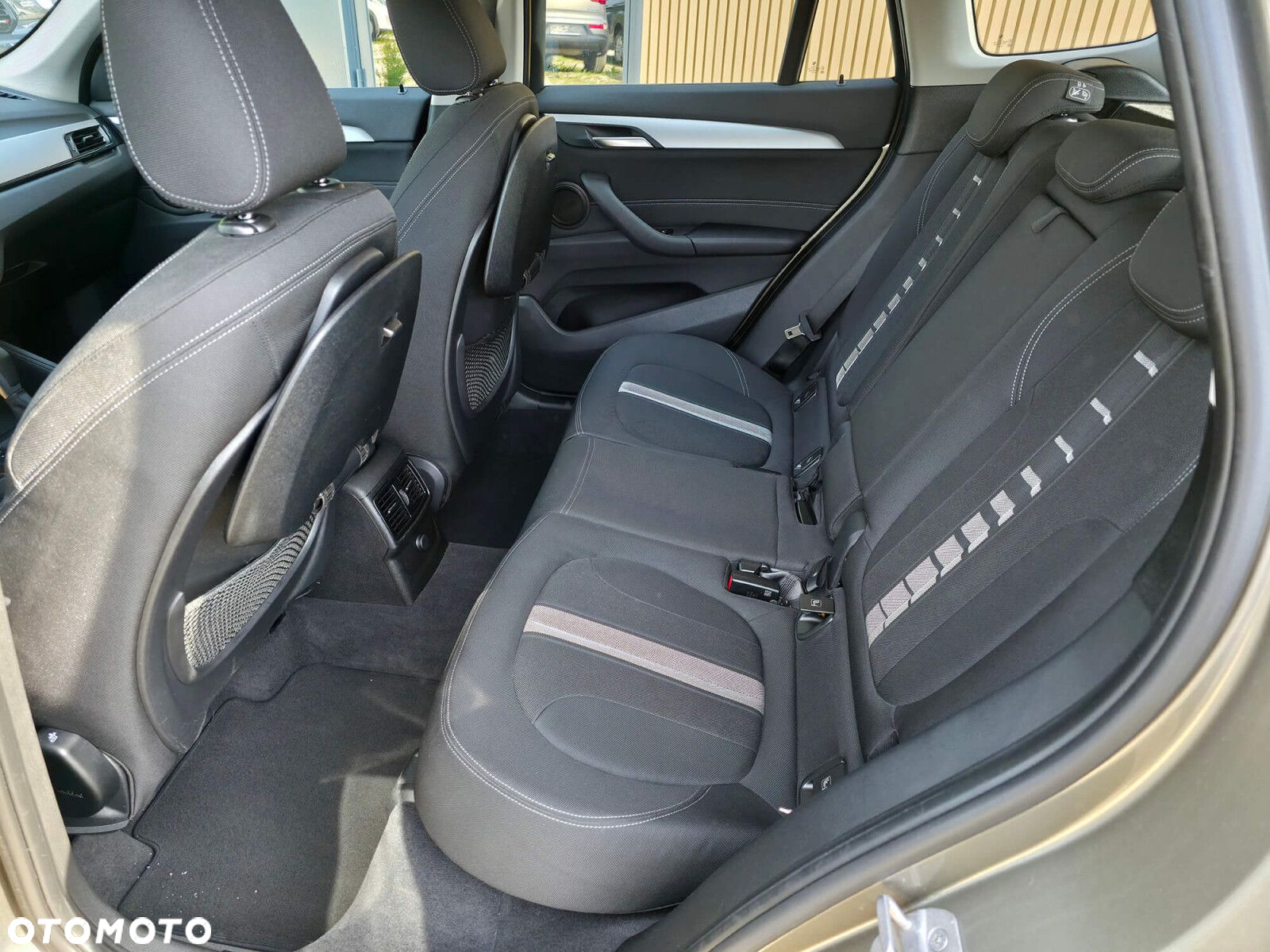BMW X1 - 15