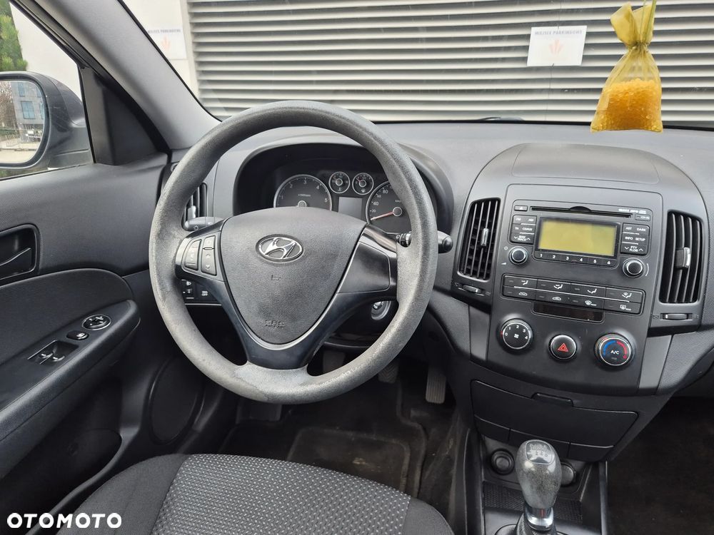 Hyundai i30 1.6 CRDi Base - 11