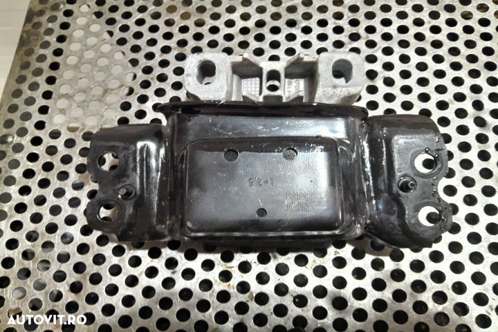Suport cutie viteze 5QA199555B 5QA199555B Volkswagen VW Touran 2 [201 - 2