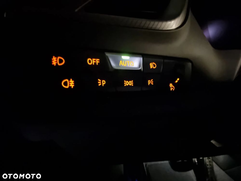 BMW Seria 1 118i M Sport - 35