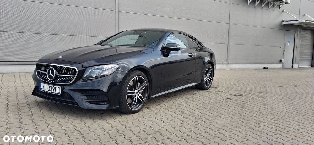 Mercedes-Benz Klasa E 220 d 4Matic 9G-TRONIC AMG Line - 23