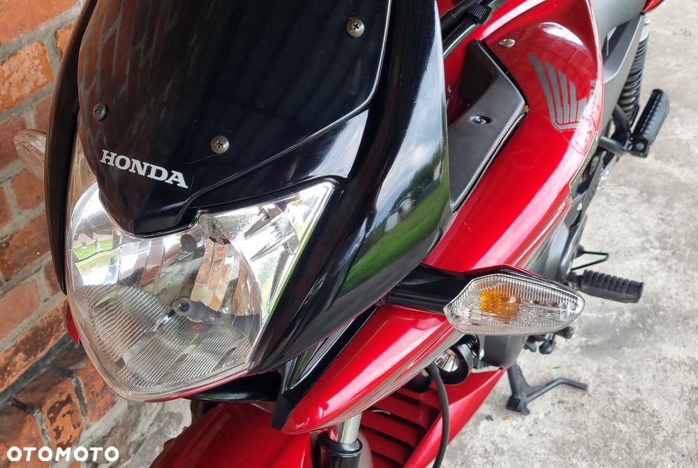 Honda CBF - 8