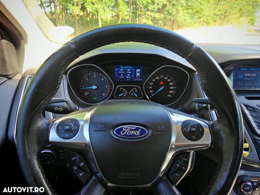 Ford Focus 1.6 TDCI DPF Titanium - 2