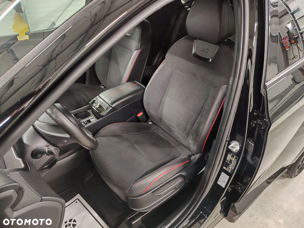 Hyundai Tucson 1.6 T-GDi HEV 2WD N Line - 24