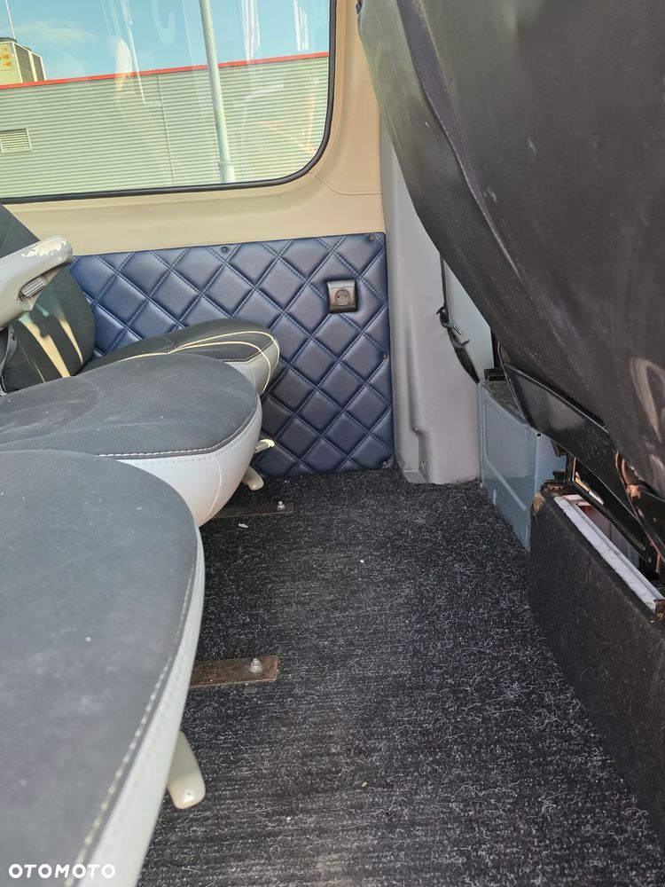 Mercedes-Benz Sprinter 906.213 - 33