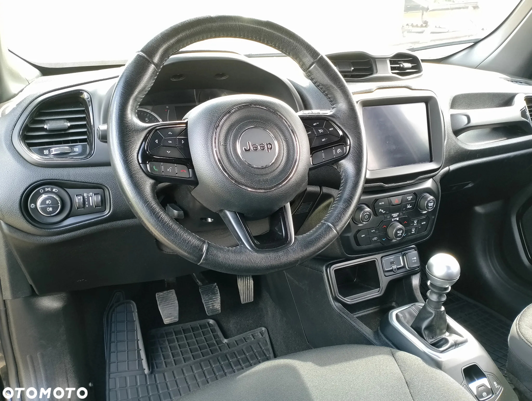 Jeep Renegade - 3