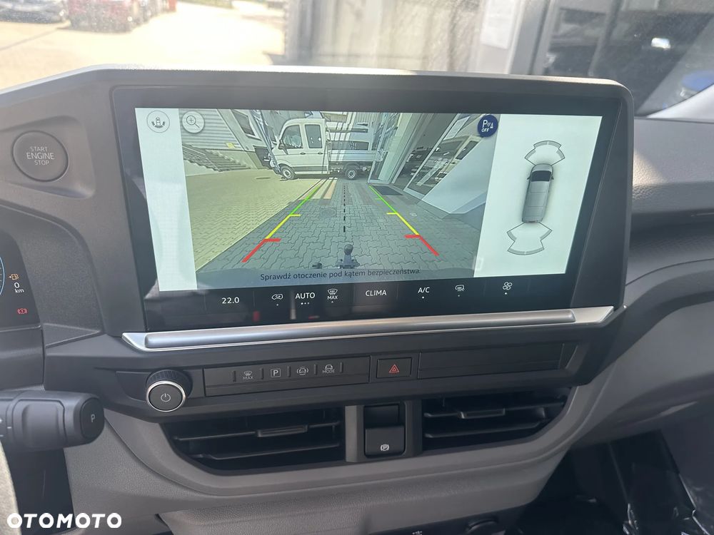 Volkswagen Transporter T7 - 10