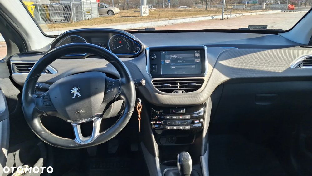 Peugeot 2008 1.2 Pure Tech GPF Active S&S - 14