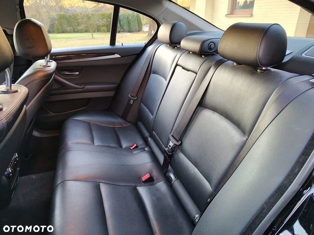 BMW Seria 5 520d - 15