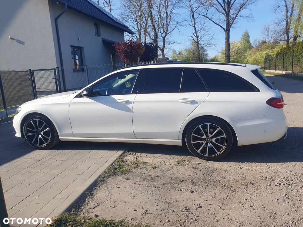 Mercedes-Benz Klasa E 220 d 9G-TRONIC Avantgarde - 22