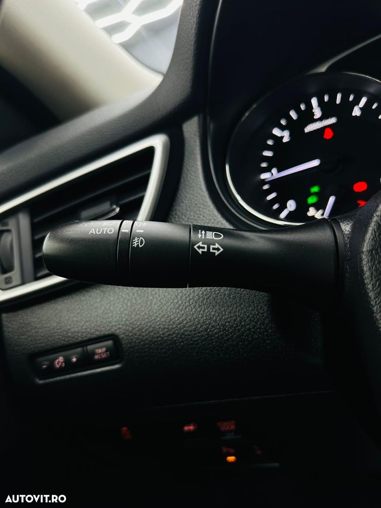 Nissan X-Trail 1.6 dCi Tekna - 30