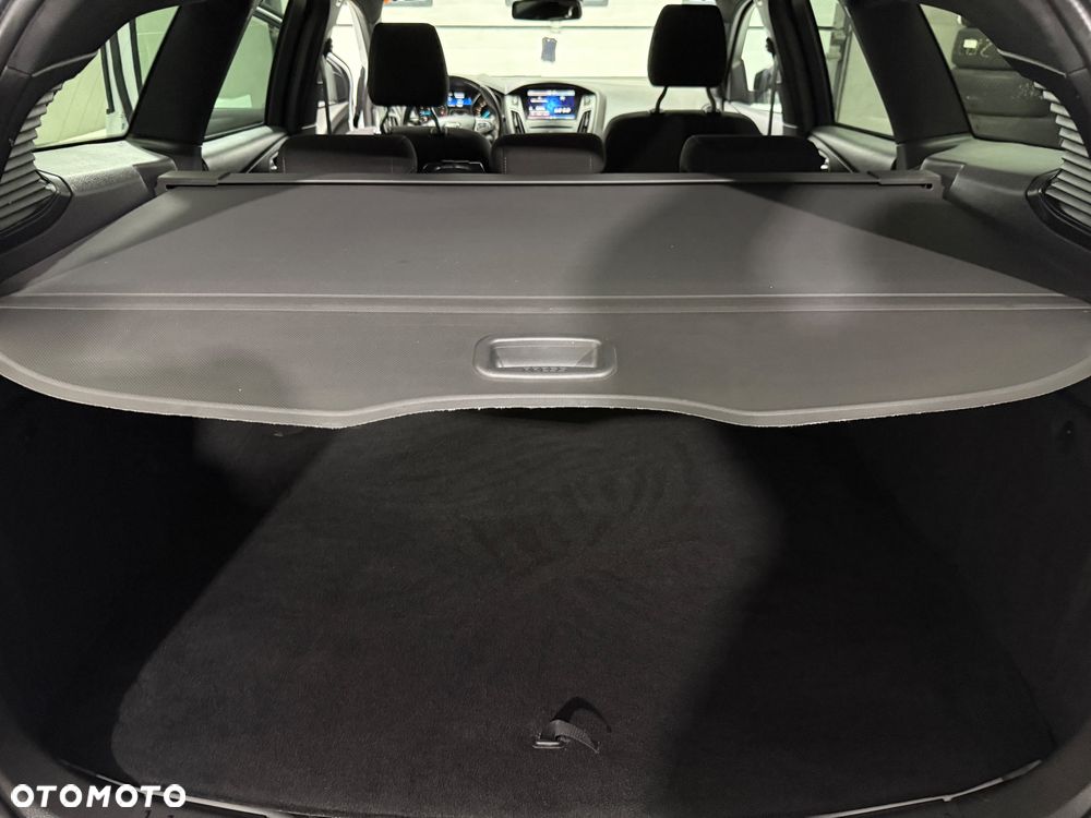 Ford Focus 1.5 TDCi DPF Start-Stopp-System ST-Line - 16