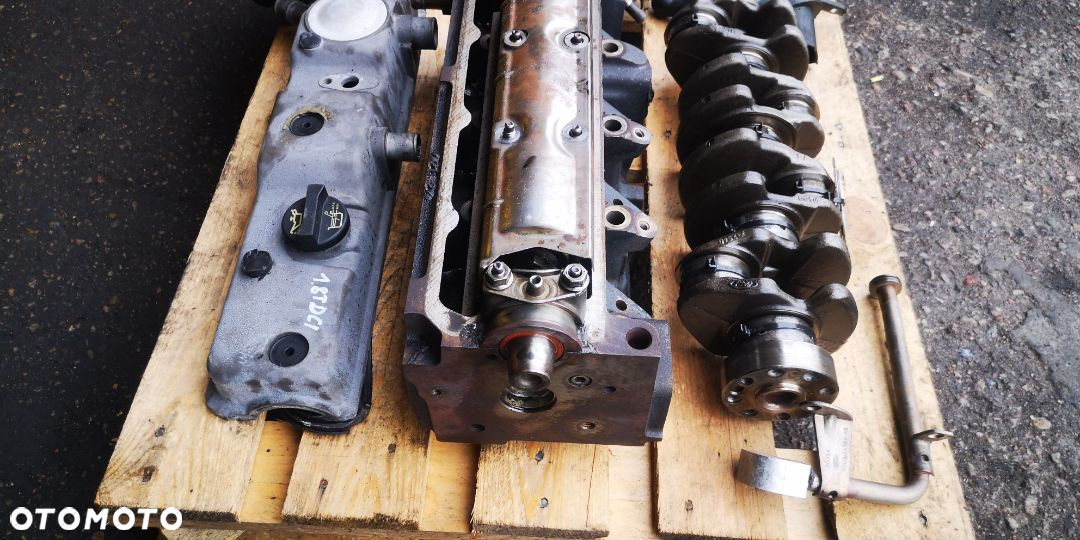 Głowica pokrywa smok wał korbowy Ford 1.8 tdci - 7