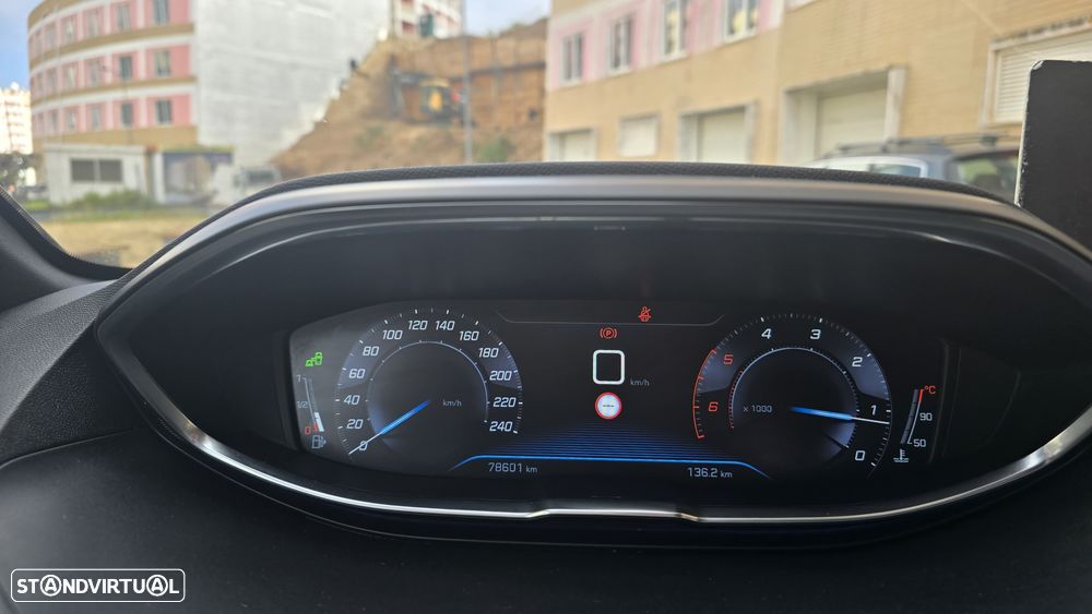 Peugeot 5008 1.5 BlueHDi GT Line - 23