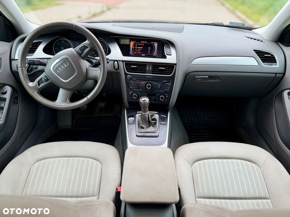 Audi A4 Limousine 2.0 TDI - 12