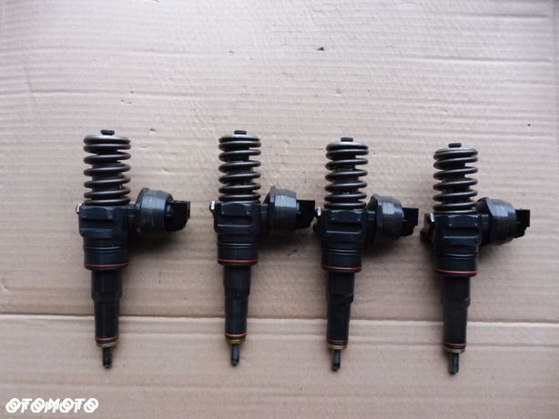 Wtryski Wtryskiwacze 038130073Ak VW 1.9 TDI - 1